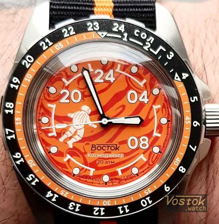 Vostok New Mars Dude / Cosmo Diver 24-hour Amphibian Wristwatch 2431.12 Mars COSMODIVER 14091B
